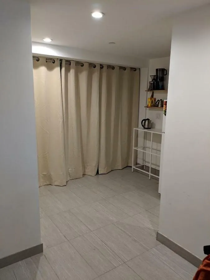 Big And Nice Basement Apartment - 17 Mins From Manhattan New York United States